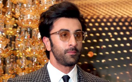 Ranbir Kapoor का बड़ा खुलासा! Sanjay Leela Bhansali हैं सिनेमा के गुरु, 18 साल बाद 'लव एंड वॉर' में वापसी!