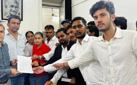 खेल कोटे के नियमों का विरोध, सड़कों पर उतरे खिलाड़ी:जयपुर में कलेक्ट्रेट के बाहर प्रदर्शन, CET की बाध्यता हो समाप्त