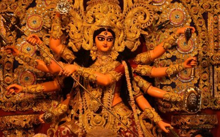 शारदीय नवरात्रि: महाष्टमी पर मां महागौरी को ऐसे करें प्रसन्न, जानें पूजा विधि, भोग और मंत्र