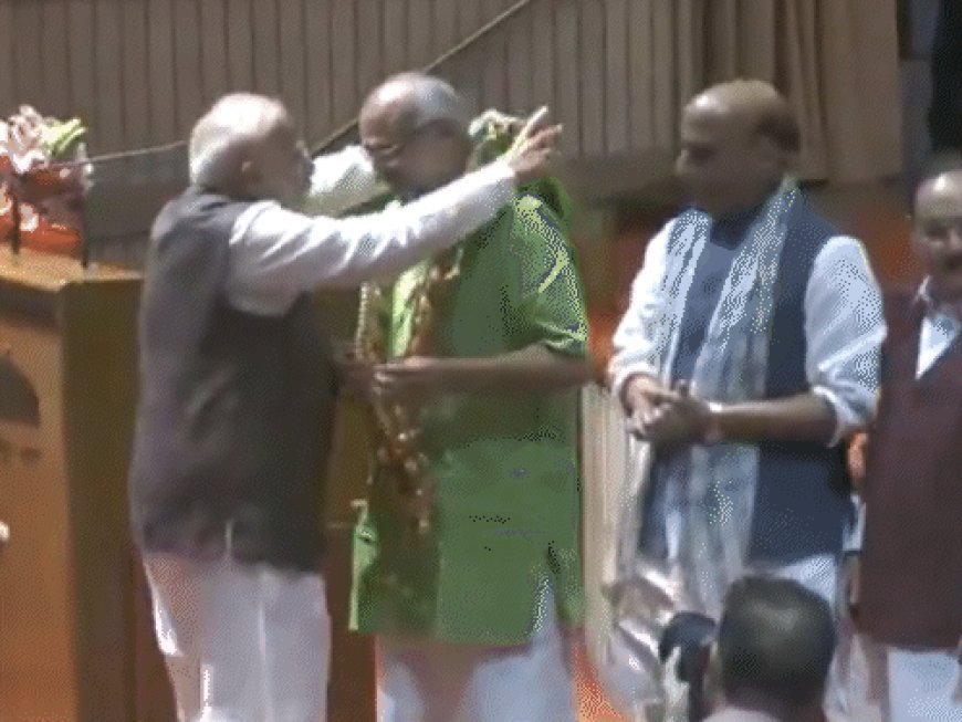 उपराष्ट्रपति चुनाव- 100% वोटिंग के लिए NDA सांसदों की ट्रेनिंग:बैलट पर निशान लगाना, मोड़कर बॉक्स में डालना सिखाएंगे; मतदान से पहले मोदी डिनर देंगे