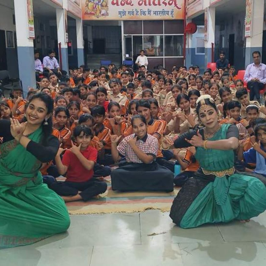 अंतरराष्ट्रीय नृत्यांगना ने झालावाड़ में दी भरतनाट्यम की प्रस्तुति:डॉ. संगीता कबीलन ने भरतनाट्यम से दर्शाया राम और शिव का स्वरूप