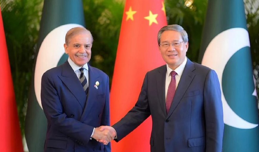 चीन के प्रधानमंत्री से मिले PAK PM, CPEC 2.0 पर सहयोग की सहमति जताई