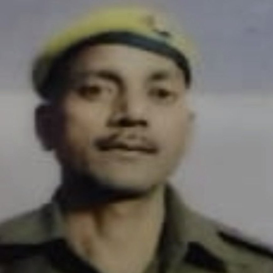 गोंडा रेलवे स्टेशन पर हेडकांस्टेबल की ट्रेन से मौत:श्रावस्ती पुलिस लाइन में तैनात थे, ट्रेन पकड़ने के दौरान हादसा