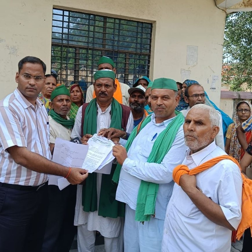 किसानों को खाद दिलाने की मांग:घाटमपुर में भाकियू ने एसडीएम को सौंपा ज्ञापन