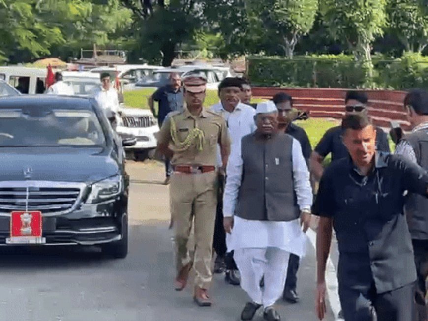 राज्यपाल हरिभाऊ बागड़े ने एमडीएसयू में किया संवाद:विभिन्न विषयों पर की चर्चा, जवानों ने दिया गार्ड ऑफ ऑनर