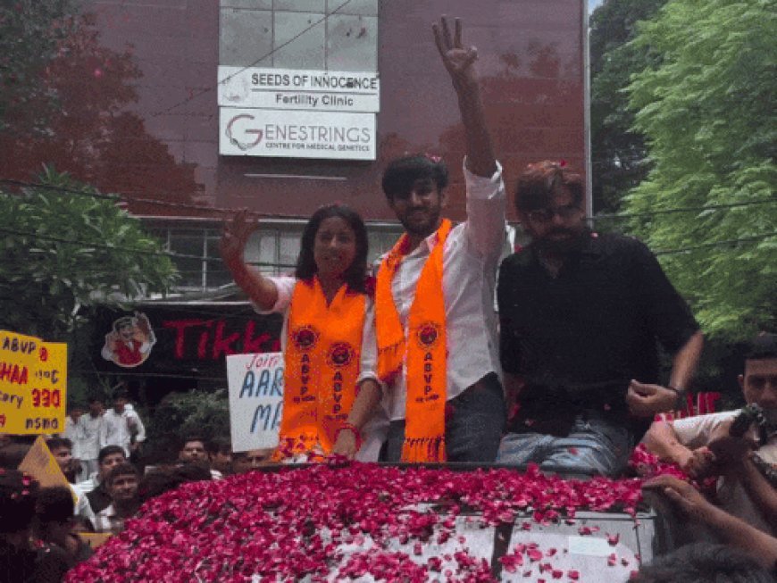दिल्ली यूनिवर्सिटी चुनाव में मासूम शर्मा के प्रचार पर विवाद:NSUI ने खर्च पर सवाल उठाए; सिंगर बोले-एक रुपए नहीं लिए, रिश्तेदार थे इसलिए आए