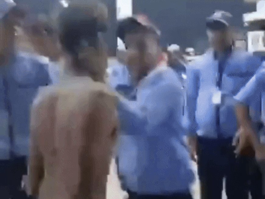 फरीदाबाद में पेट्रोल पंप कर्मचारियों ने युवक को पीटा, VIDEO:बोला-पानी पीने गया था, पैरों पर डालने से हुआ विवाद; दिल्ली का रहने वाला
