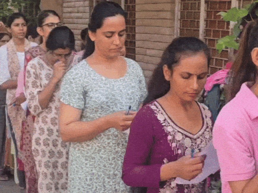 ग्रेड-फॉर्थ परीक्षा सेंटर पर जींस पहने आए परीक्षार्थी को रोका:दुपट्टा, कंगन बाहर खुलवाए, थ्री लहर चैकिंग के बाद एंट्री, सोशल मीडिया पर निगरानी
