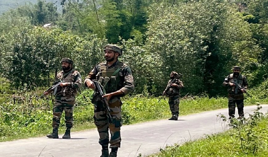 Manipur में Assam Rifle के ट्रक पर घात लगाकर हमला, एक जवान शहीद, तीन घायल