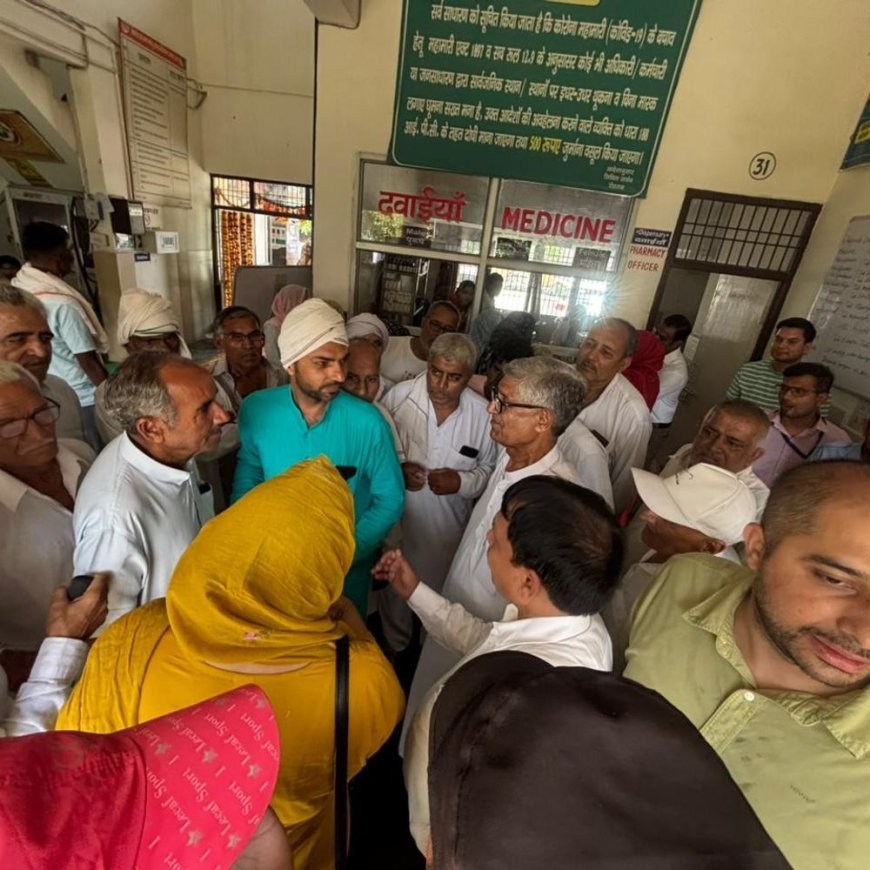 महम में राज्यसभा सांसद ने स्वास्थ्य कैंप का किया दौरा:रामचंद्र जांगड़ा बोले-स्वस्थ नारी सशक्त परिवार नींव, करना चाहिए सम्मान