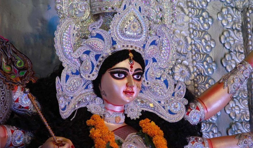 Shardiya Navratri 2025: माता दुर्गा को समर्पित 9 दिन बेहद कल्याणकारी