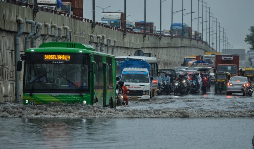 IMD ने Delhi-NCR के लिए जारी किया येलो अलर्ट, अगले 2-3 दिनों में हल्की बारिश का अनुमान