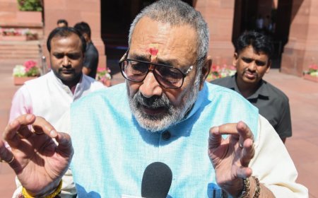 "मोदी होते तो कांग्रेस राज में ही होता पाकिस्तान पर एक्शन, 'ऑपरेशन सिंदूर' की नौबत न आती": गिरिराज