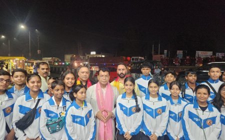विधायक शिव अरोड़ा ने राष्ट्रीय पेंचक सिलाट प्रतियोगिता के लिए रूद्रपुर के खिलाड़ियों को कर्नाटक के लिये किया रवाना