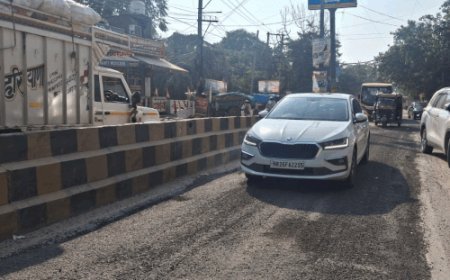 गुरुग्राम में नई सड़क कुछ घंटों में उखड़ी:कांग्रेस ने ट्रिपल इंजन सरकार पर उठाए सवाल, मरम्मत का लगा था टेंडर