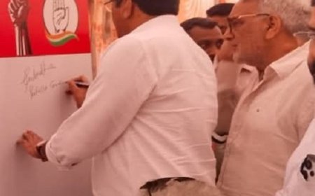 अंबाला में कांग्रेस का “वोट चोर गद्दी छोड़ो” हस्ताक्षर अभियान:AICC सचिव प्रफुल्ल गुडाधे बोले- जनता का अपमान अब नहीं सहेगी पार्टी