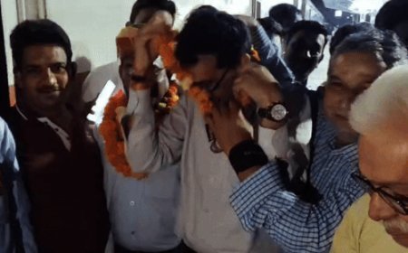 टनकपुर-दौराई एक्सप्रेस ट्रेन का अटेली में ठहराव:एक महीने में 2 ट्रेन रुकने लगी; लोगों ने सांसद का आभार जताया