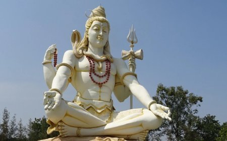 कार्तिक मास में भगवान भोलेनाथ के समक्ष जलाएं घी का दीपक, दूर होंगे जीवन के सभी कष्ट