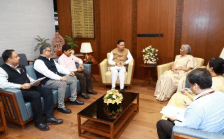 दिल्ली में केंद्रीय वित्त मंत्री से मिले CM धामी:4 बड़ी योजनाओं के बारे में चर्चा की, बोले- ये हमारे राज्य को मजबूती प्रदान करेंगी