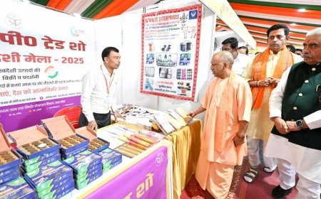 सीएम योगी के अभियान को नई उड़ान दे रहे स्वदेशी मेले