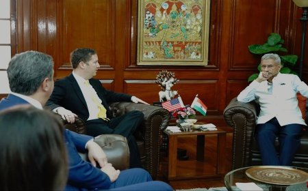 भारत से रिश्ते सुधारने में लगे ट्रंप, अमेरिकी राजदूत सर्जियो गोर ने की जयशंकर ने मुलाकात