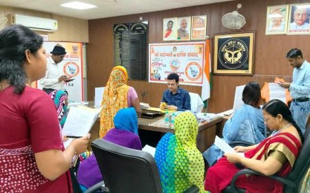 जनशिकायतों के निस्तारण में देवीपाटन मंडल अव्वल, मीरजापुर मंडल दूसरे स्थान पर