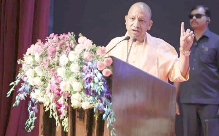 यूपी की करोड़ों माताओं और बहनों को योगी सरकार का दिवाली गिफ्ट