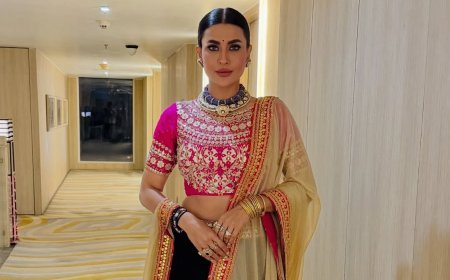 Pavitra Punia ने 'मिस्ट्री मैन' से की सीक्रेट सगाई, चेहरे पर बरकरार रहस्य