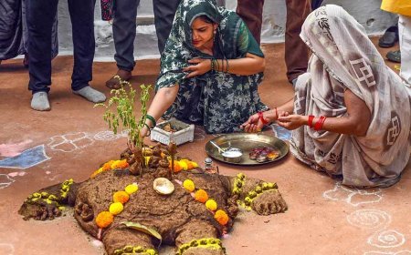 Govardhan Puja 2025: अन्नकूट पर्व के दिन गौपूजा का है विशेष महत्व