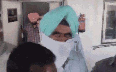 पूर्व डीआईजी के बैंक लॉकरों की जांच शुरू:चंडीगढ़ के HDFC बैंक के लॉकर CBI ने खुलवाए, प्रॉपर्टी के कागजात ओर सोना बरामद