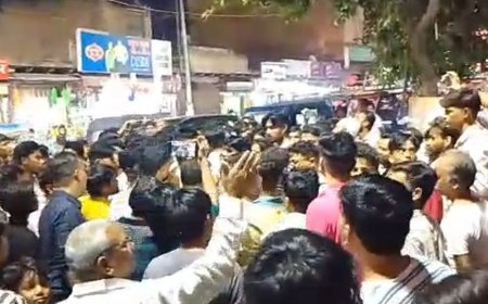 मथुरा में कूड़ा डालने पर पथराव, तीन घायल:डीग गेट इलाके में दो पक्षों के बीच हुआ विवाद; दो हिरासत में