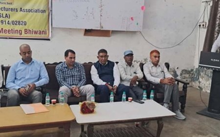 भिवानी में हसला की जिला स्तरीय बैठक:प्रदेशाध्यक्ष सिंधु बोले- ट्रांसफर के नाम पर पिछले 3 वर्षों से अध्यापकों का मानसिक शोषण कर रही सरकार