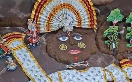 8 घंटे में बनाई 125 किलो गोबर से गोवर्धन स्वरूप:गहनों से किया श्रृंगार, 501 किलो के प्रसाद का लगाया भोग, सवाई माधोपुर में ट्रैक्टरों से परिक्रमा