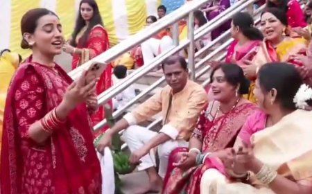 Akshara Singh ने छठ घाट पर गाए भक्ति गीत, पटना में बांधा समां, भावुक हुए भक्त
