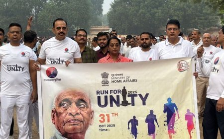 कोटपूतली में ज्योतिबा फुले चौराहे तक रन फॉर यूनिटी दौड़:युवा खिलाड़ी, स्कूउट, छात्र हुए शामिल, एकता की शपथ ली