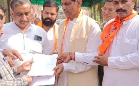 अंबाला में पास्टर कार्यक्रम को लेकर विवाद:विहिप और अग्रवाल समाज पहुंचा थाने; कहा- मित्तल होकर इसाई धर्म का प्रचार