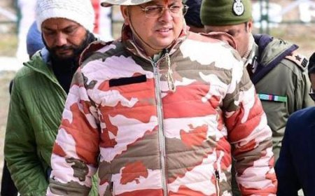 मुख्यमंत्री धामी ने पिथौरागढ़ जिले के दूरस्थ सीमांत गांव मिलम में ITBP  जवानों और स्थानीय लोगों से मुलाकात की