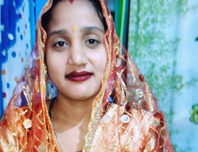 नारंगपुर में विवाहिता ने फांसी लगाकर दी जान:पुलिस ने शव पोस्टमार्टम को भेजा, जांच शुरू