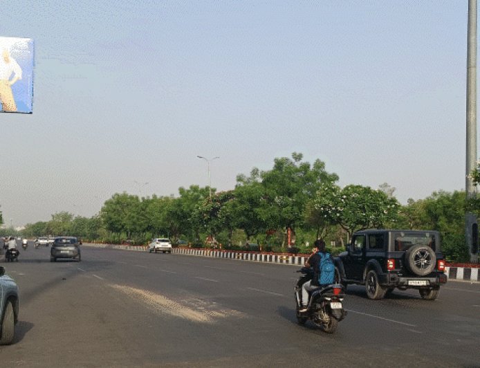 लालबाग में बहुत खराब श्रेणी में एयर क्वालिटी:सांस संबंधित लंबी बीमारी होने का खतरा, अलीगंज में भी खराब हालात