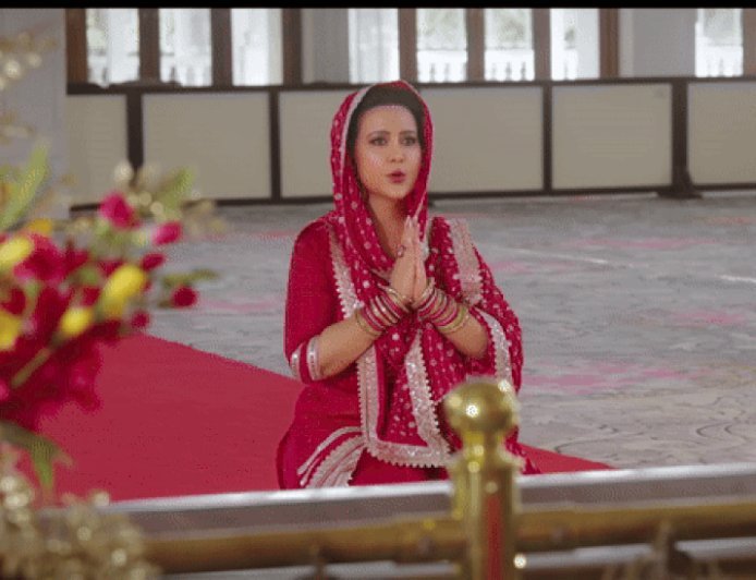 दिग्विजय को भाया महाराष्ट्र के सीएम की पत्नी का भजन:अमृता फडणवीस का गीत सुनकर लिखा- अच्छा लगा; 4 दिन में 4.5 मिलियन से ज्यादा व्यूज