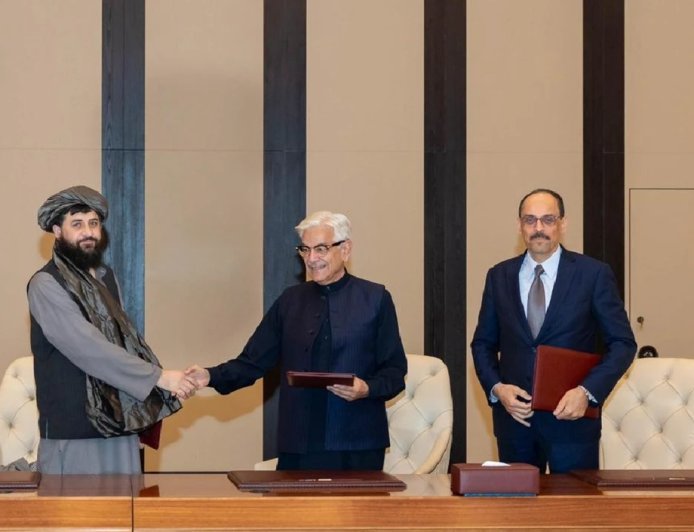 पहले ठोका, फिर 15 घंटे तक रगड़वाई नाक, फिर भी नहीं माना तालिबान, तुर्किए में पाकिस्तान की हो गई दवाई!