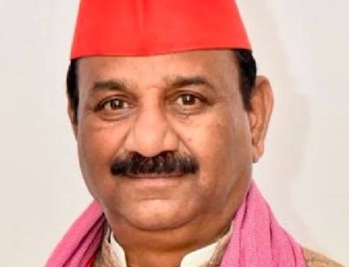 सपा ने उठाया निर्वाचन आयोग की निष्पक्षता पर सवाल:भाजपा मानसिकता वाले अधिकारियों को हटाने के बाद हो SIR