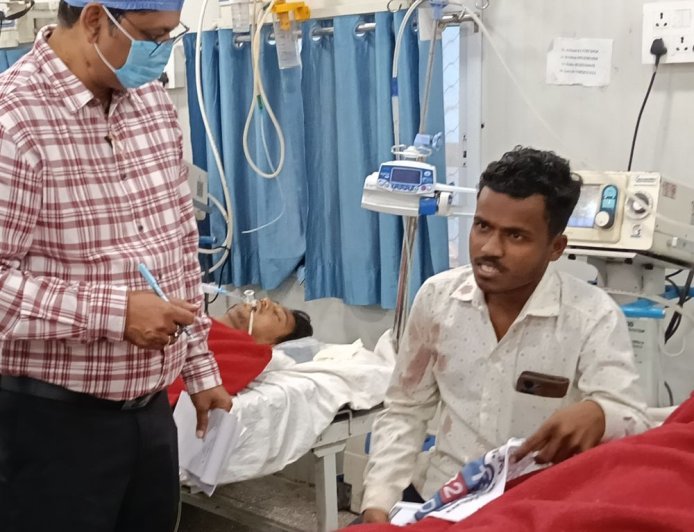 कानपुर मेडिकल कॉलेज का तीन सदस्य टीम ने किया निरीक्षण:इमरजेंसी की स्वास्थ्य सेवाएं, OT की देखिए सुविधाएं; अब शासन को भेजेंगे रिपोर्ट