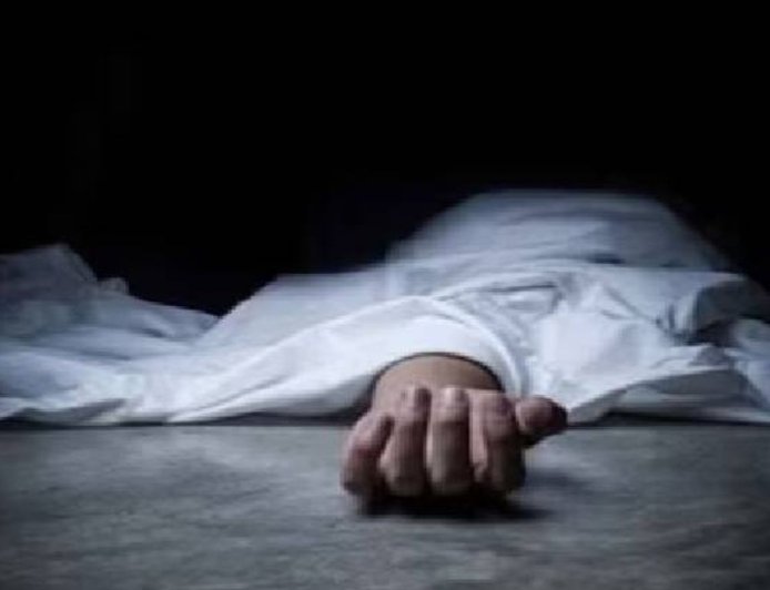 नोएडा में युवती ने फांसी लगाकर किया सुसाइड:युवक ने शादी से किया था इनकार, दोनों एक ही कंपनी में करते थे काम