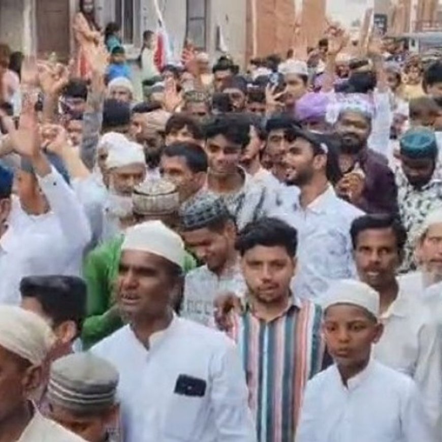 पाली में मोमिनों ने निकाला जुलूस:अकीदत से मनाया पीर शेख अब्दुल कादिर जिलानी का दिन