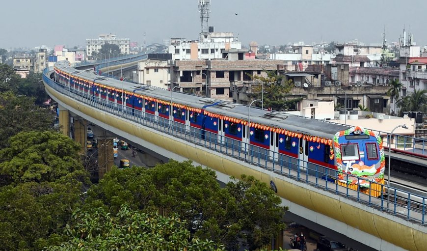 रेड रोड पर पूजा कार्निवल के लिए विशेष सेवाएं संचालित करेगी कोलकाता मेट्रो