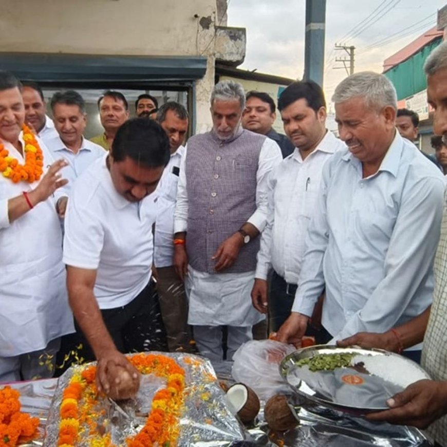 फरीदाबाद में गुर्जर बोले PM ने गरीबी देखी और भोगी:MLA बोले -पहले कागजों में था विकास, 2.30 करोड़ के विकास कार्यों का शुभारंभ
