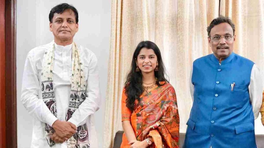 क्या बिहार चुनाव लड़ेंगी मैथिली ठाकुर, दिया बड़ा बयान