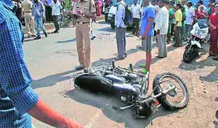 उप्र: आजमगढ़ में तेज रफ्तार कार की टक्कर लगने से मोटरसाइकिल सवार दो युवकों की मौत