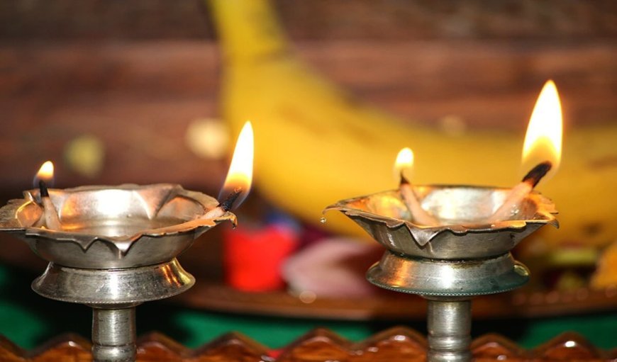 Astrology Tips: पूजा का दीपक बुझना अपशगुन नहीं लापरवाही का संकेत, जानें असली वजह और निवारण